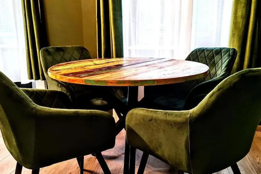 Modern Flat With Great Location For Longer Stays Wien Apartment